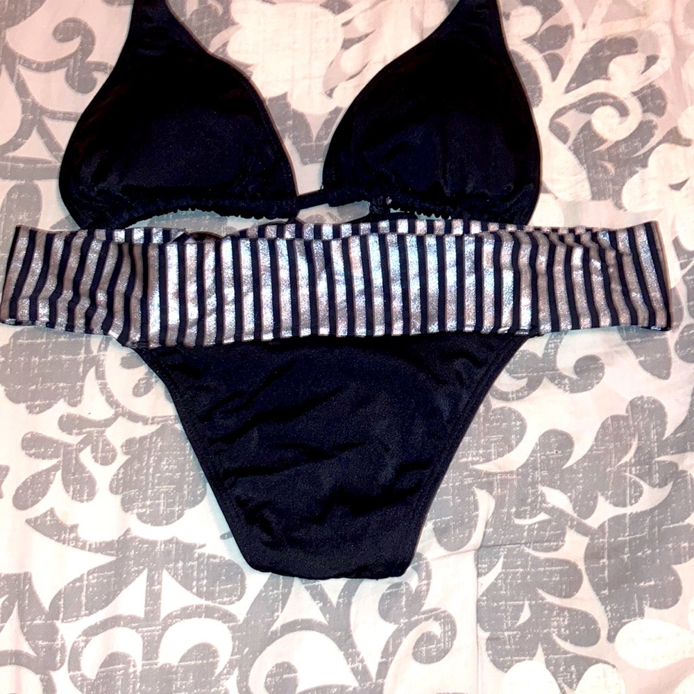 Bikini Set 👙 - Picture 4 of 4